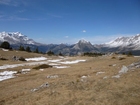 Descente de la crête.