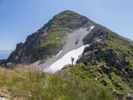 Au départ de la descente sur la crête Nord Est