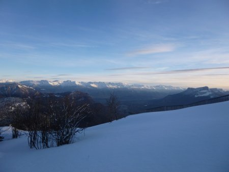 Avant que le soleil ne disparaisse derrière les nuages