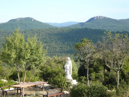 Le jardin de l’ermitage ; ne pas déranger l’ermite...