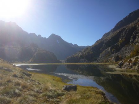 Etang de Peyregrand vu depuis son exutoire