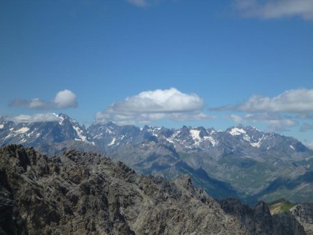 Les Ecrins avec Ailes Froides, Pelvoux, Barre, Pics de Clouzis et Gardiner et Agneaux