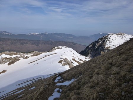 Dans le rétro au début de la montée.