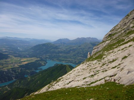 Belle vue sur le lac du Sautet.