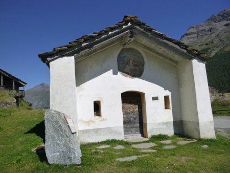 Retour à la chapelle du Collet, sans la brume matinale