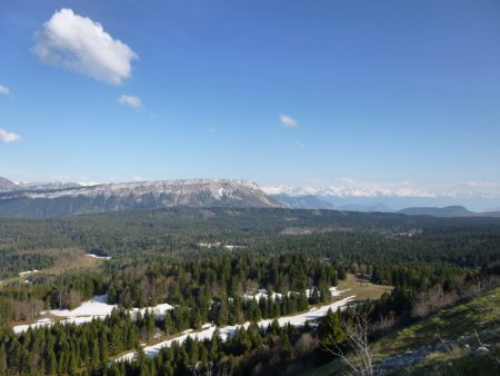 Margériaz. Derrière : de la pointe de la Galoppe au Mont Peney.