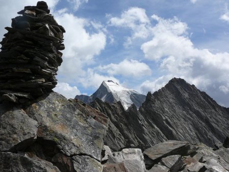 Sur la crête à quelques mètres du sommet