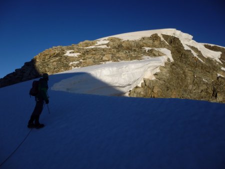 Cela continue par là !