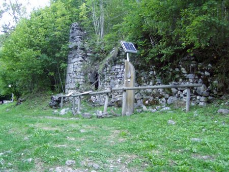 Les ruines de Bellevaux