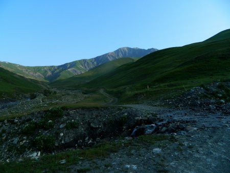 Et toujours la piste.