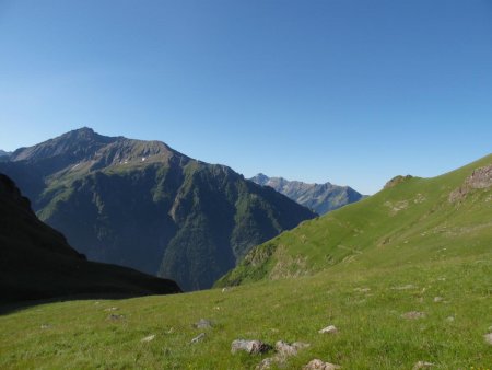 Dans la combe, vue en arrière