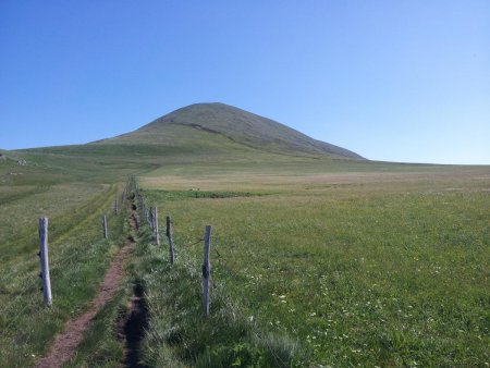 En direction du Puy de l’Angle