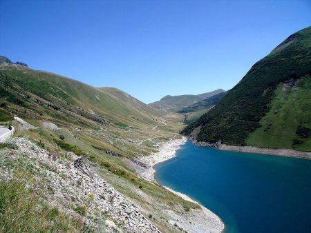 Lac de Grand Maison Col du Glandon