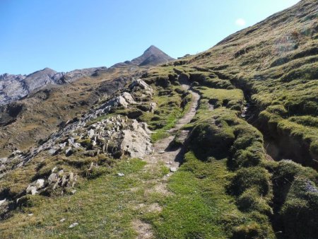 Des traversées montantes jusqu’au pied de la 1ère bosse.