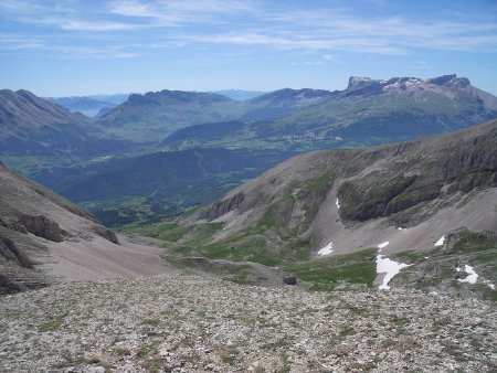 Le Vallon des Narrites le Col du Noyer et le Plateau de Bure