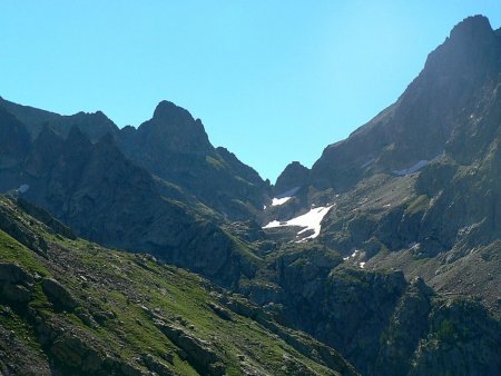 Vers le pas du Mont Collomb où passe le GR 52