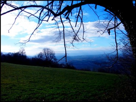 Regard sur la vallée.