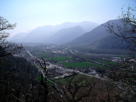 Vue sur la Vallée de l’Isère en montant au Belvédère des Maquisards