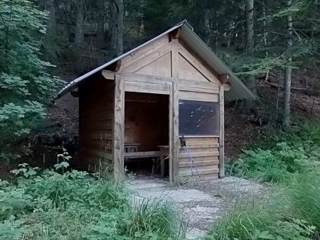 Baraque forestière des Allières.