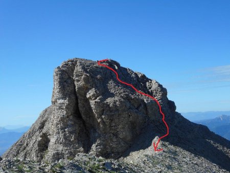 Descente du Sommet des Casses. La photo impressionne mais ça passe.