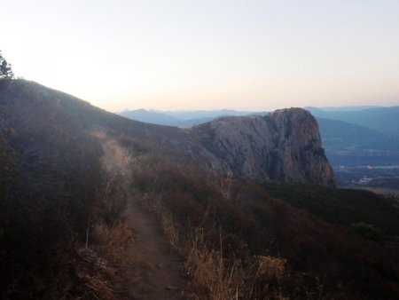 Dans la montée.