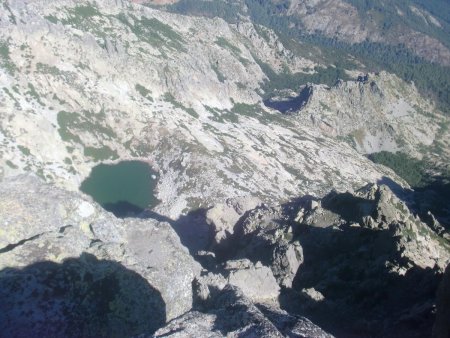 Le Grand Lac d’Oro vu du sommet.