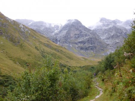 Sur le sentier du col de la Valette