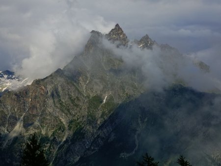 Zoom sur la Pointe Fiorio.