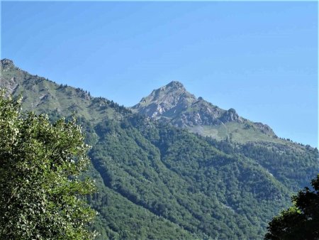 Retour à la voiture : finalement le ciel est bien bleu...