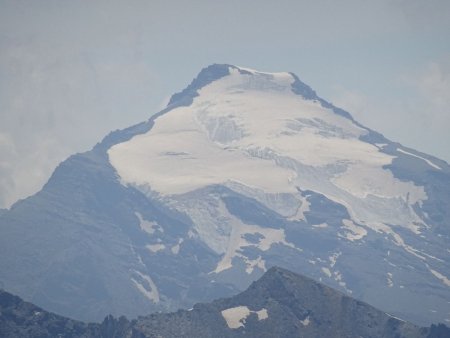 Zoom sur la Pointe de Charbonnel