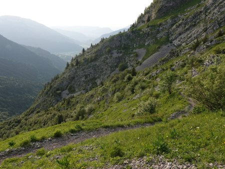 Une descente tranquille par un bon sentier...