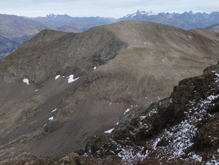 L’Oisans s’étale derrière la Pyramide.