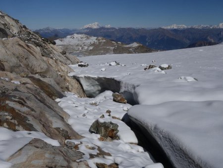 Attention à la «rimaye» du rebord glaciaire.