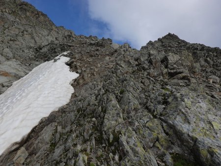 On sort du couloir en rejoignant sa croupe au moment les plus opportun.