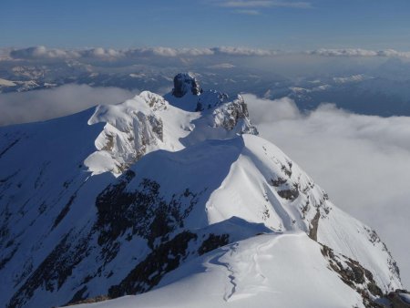 Un regard vers l’Aupet et l’Aiguille Rouge de Varan.