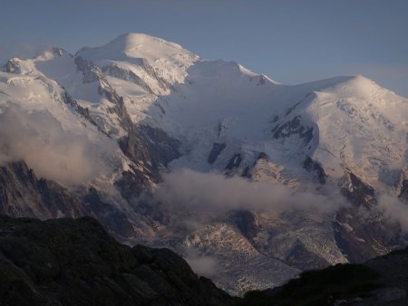 Le Mont Blanc s’est débarassé de ses cumulus.