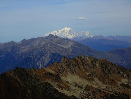 Zoom sur le Mont Blanc.