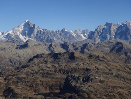 Pointe de Pormenaz, Aiguilles Rouges, Aiguilles de Chamonix...