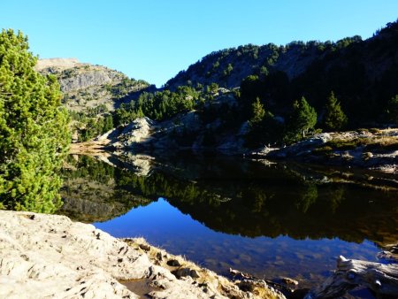 Le lac Achard.