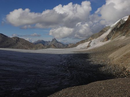 Un dernier regard sur le glacier.