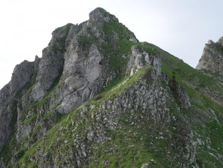 Regard arrière sur le ressaut de l’arête sud de la Pointe de chavasse.