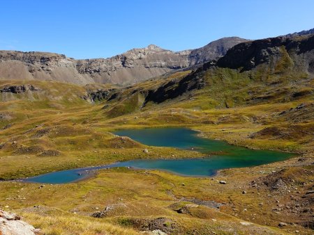 Le plus grand des lacs Doreire.