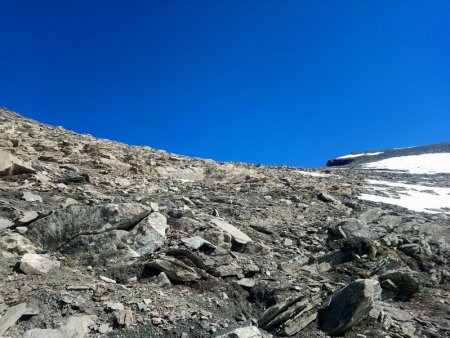 Les grands pierriers après le refuge