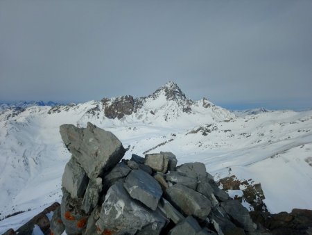 Un point de vue immense sur le Pic de Rochebrune !