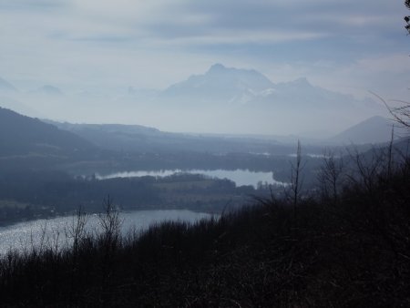 Enfilade de lacs devant l’Obiou