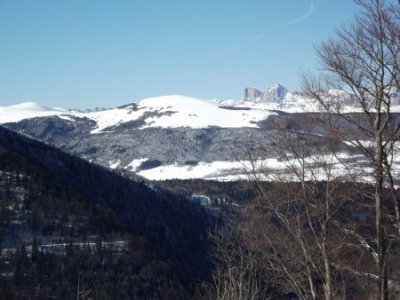 Gros plan sur les Trois Têtes, Beauregard et les Deux-Soeurs