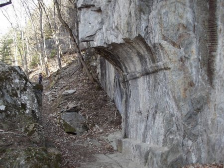 Porte romaine de Bons