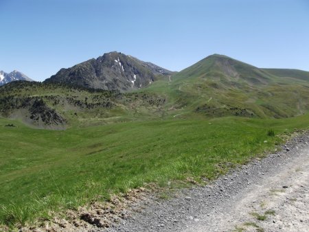 Dans le rétro, Pérollier, Oreille du Loup et tout au fond le Tabor