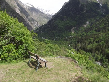 Point de vue sur Bourg-d’Arud