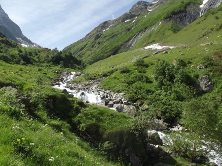 Vers le fond du vallon